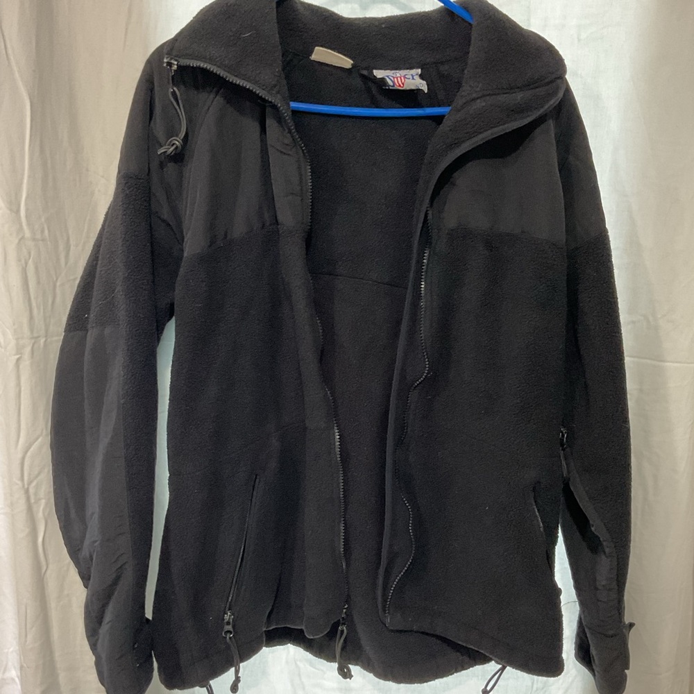 Black Men's Full-Zip Fleece Jacket - DSCP by Goodwill IND. - Polartec - Medium